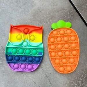 Pop ir owl and carrot toys